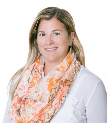 Portrait of Aileen Arcos, REALTOR®.